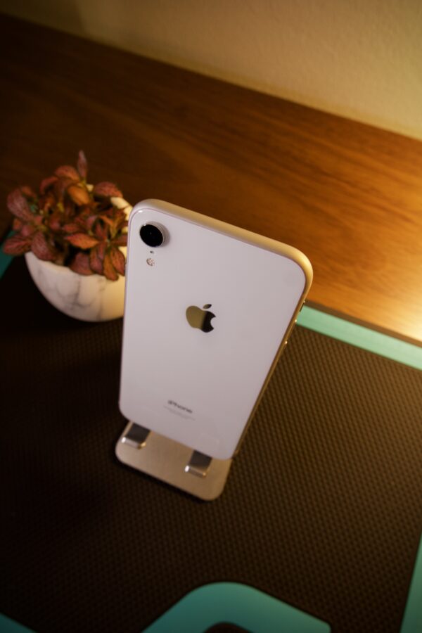 iPhone XR 64GB White | Tela de 6.1" (SEMINOVO) - Image 4